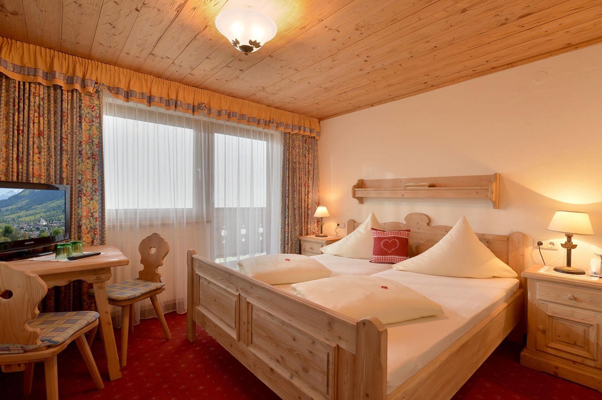 Agerhof Hotell Söll Exteriör bild